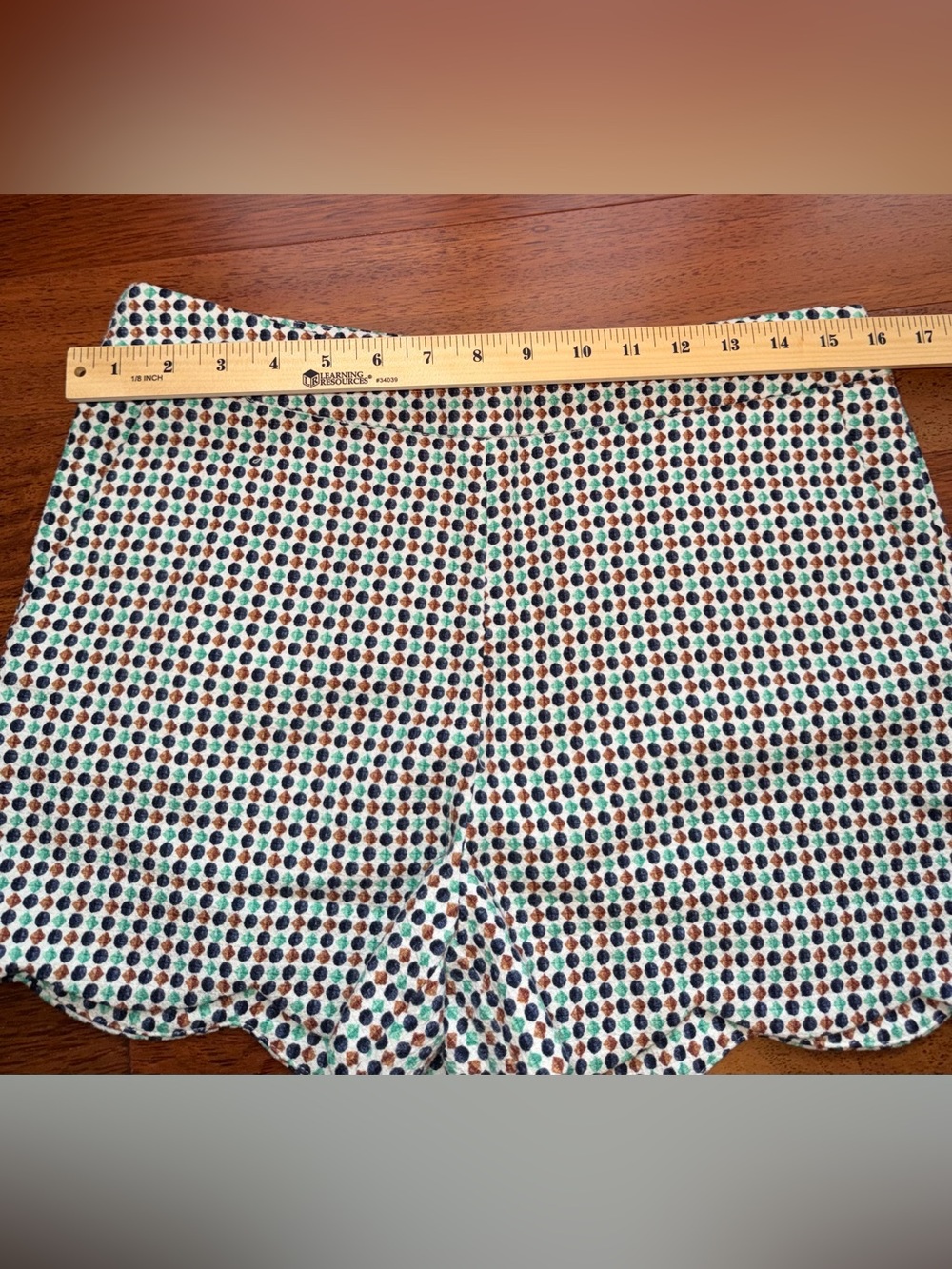 Anthropologie White High-Waist Scallop Hem Shorts with Blue & Brown Dot Print - Picture 4 of 9